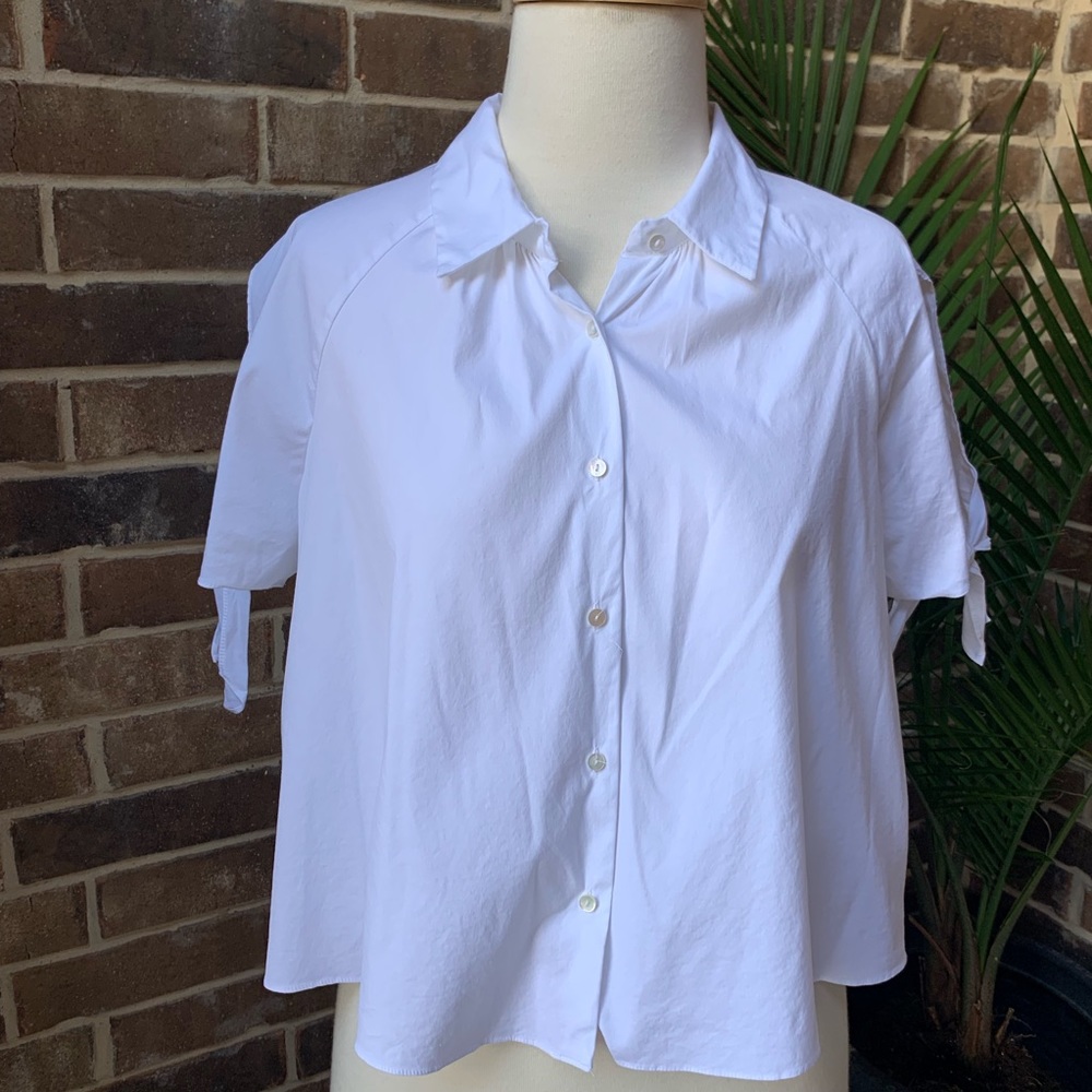 👻🎃 Zara button up short sleeve